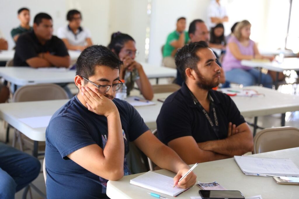 Apoya Nuevo Laredo a jóvenes emprendedores con curso de Habilidades Gerenciales