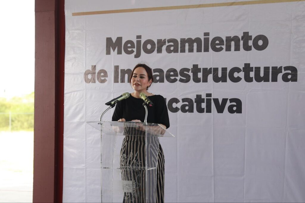 Transforma Gobierno de Nuevo Laredo infraestructura educativa de la Preparatoria Elena Poniatowska