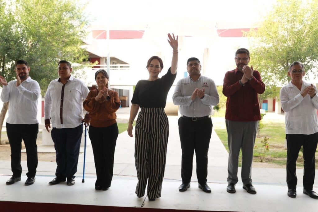 Transforma Gobierno de Nuevo Laredo infraestructura educativa de la Preparatoria Elena Poniatowska