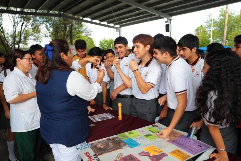 Llegan beneficios de Brigada Joven a estudiantes de COBATs