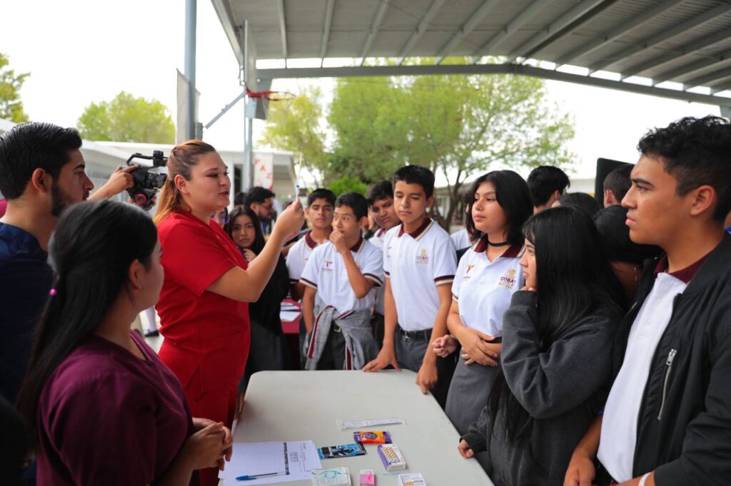 Llegan beneficios de Brigada Joven a estudiantes de COBATs