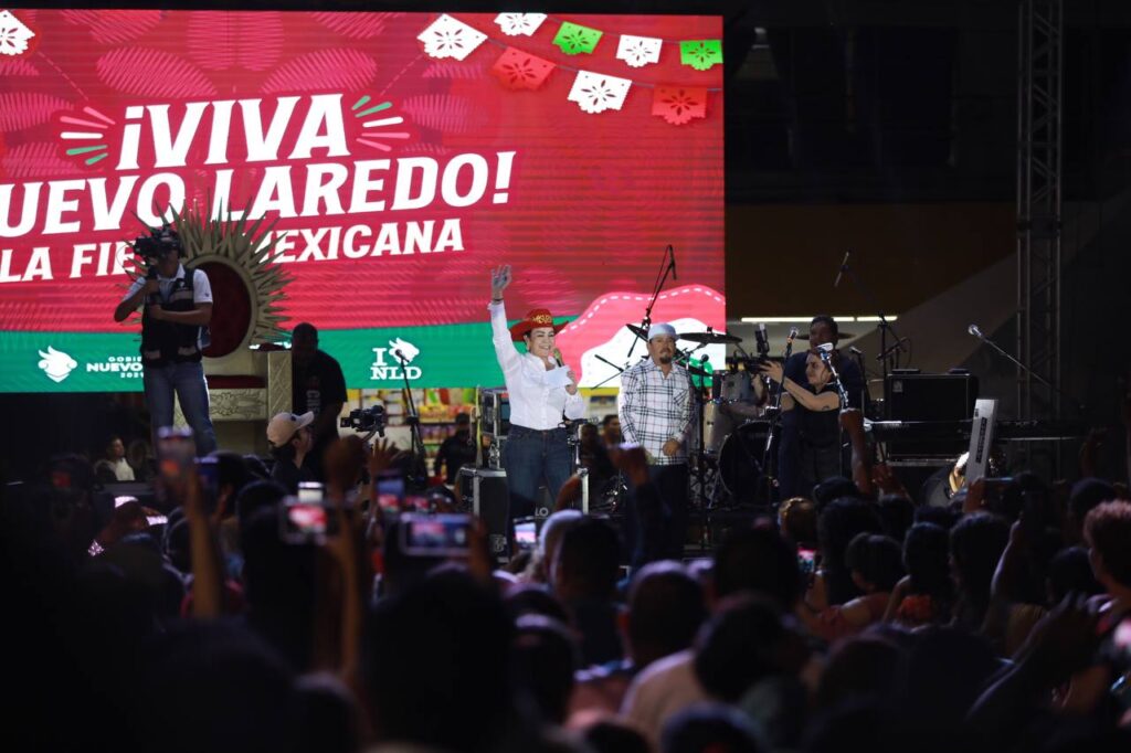 Nuevo Laredo vive en grande la “Fiesta Mexicana”