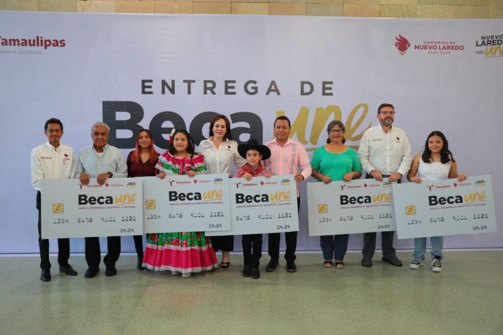 Apoya Gobierno de Nuevo Laredo promoción del arte con Beca UNE