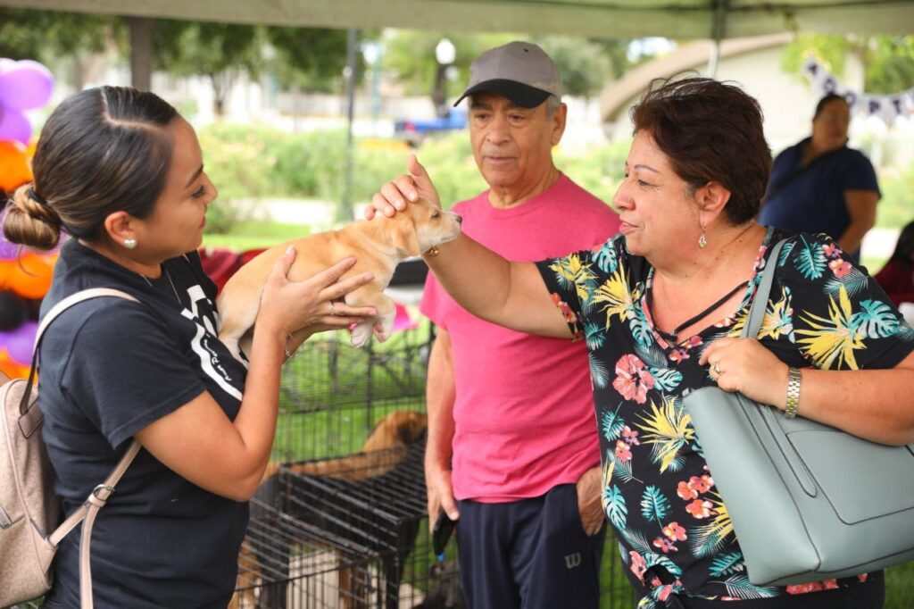 Se unen Gobierno de Nuevo Laredo y grupos rescatistas para llevar a cabo Feria de Adopción