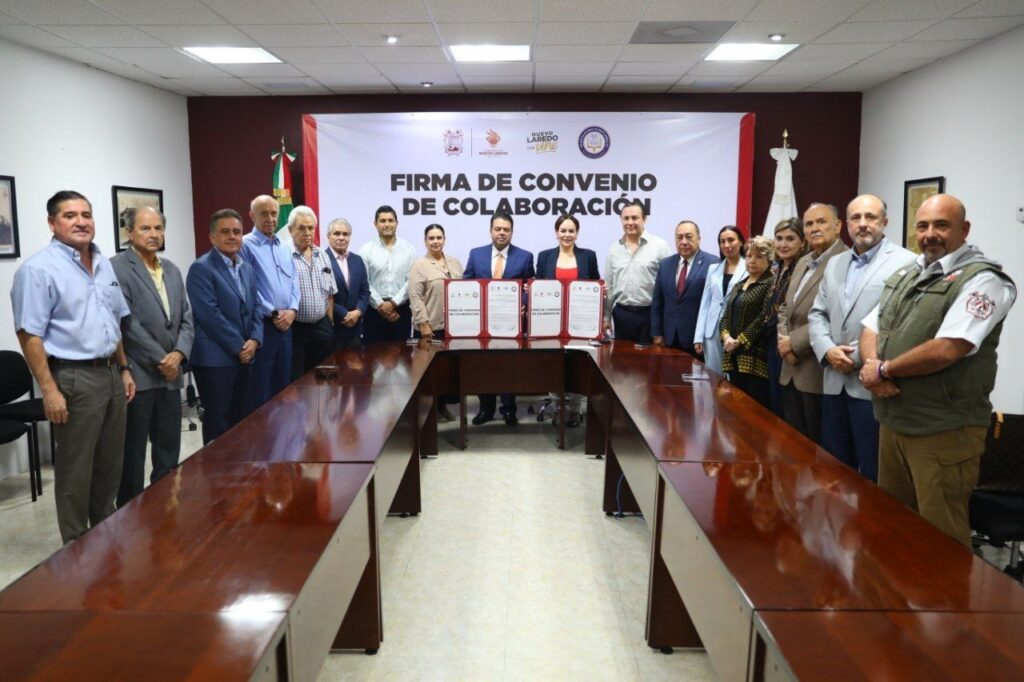 Firman Gobierno de Nuevo Laredo y Colegio de Notarios convenio de colaboración; apoyarán a personal de protección civil y trabajadores municipales