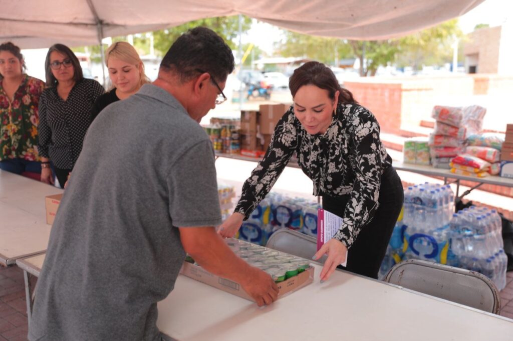 Instala Gobierno de Nuevo Laredo centro de acopio en solidaridad con el estado de Guerrero