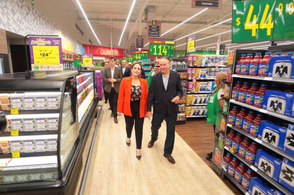 Es Nuevo Laredo destino atractivo para nuevas inversiones; inaugura alcaldesa nuevo supermercado