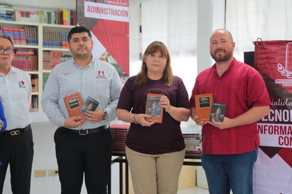 Dona fundación Poniatowska 2 mil libros para enriquecer acervo cultural de prepas municipales de Nuevo Laredo