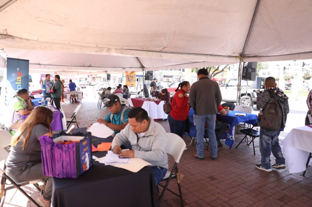 Acerca Gobierno de Nuevo Laredo vacantes laborales al centro de la ciudad