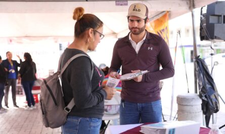 Acerca Gobierno de Nuevo Laredo vacantes laborales al centro de la ciudad