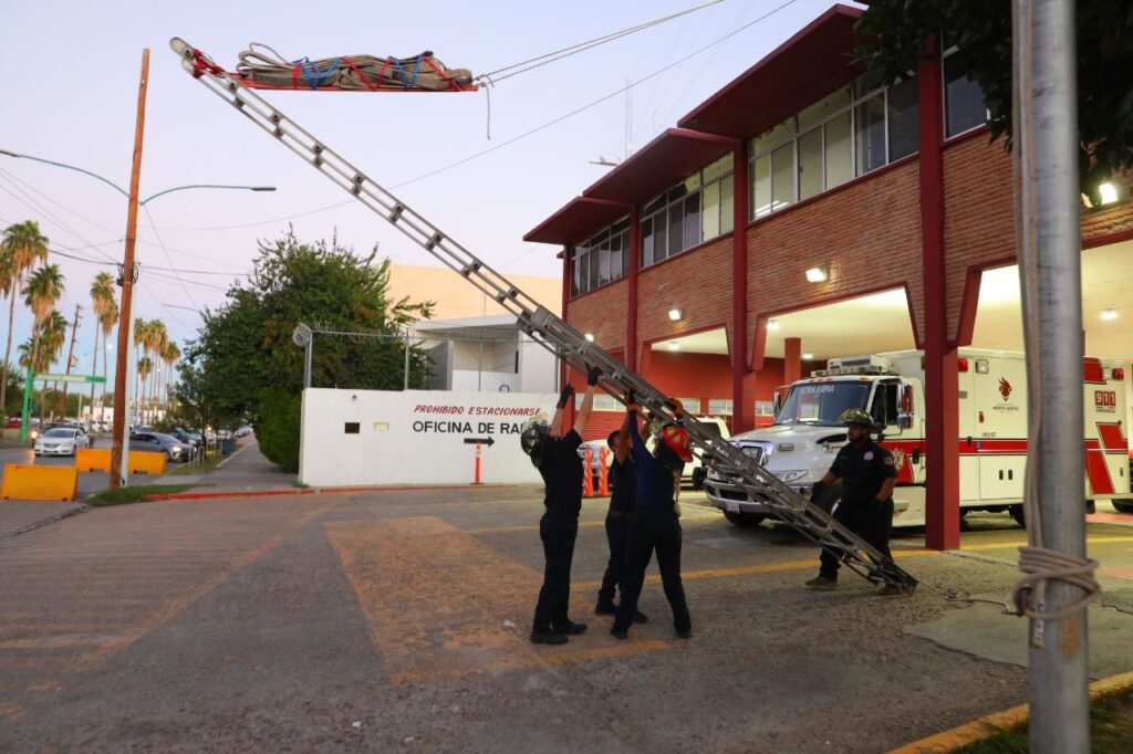 Capacitan elementos de Protección Civil de Nuevo Laredo con técnicas de rescate