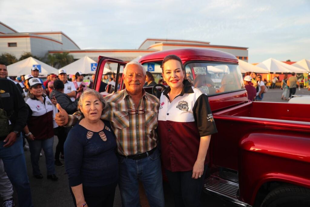 Viven familias neolaredenses fin de semana lleno de adrenalina con Car y Moto Fest 2023