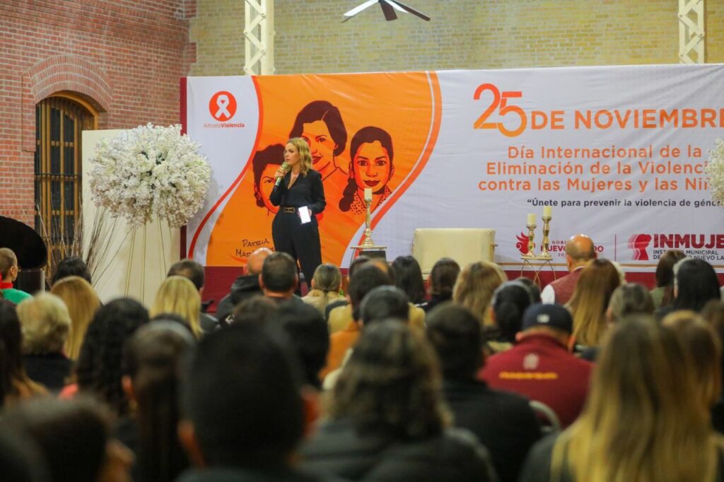 Imparte Pamela Cerdeira conferencia para concientizar sobre la violencia hacia las mujeres