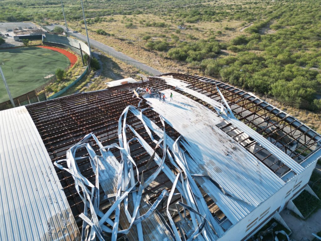 Inicia reconstrucción de Ciudad Deportiva en Nuevo Laredo tras años de abandono