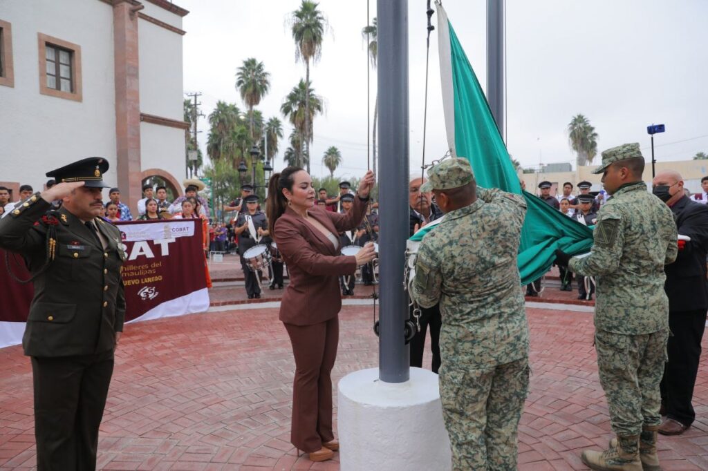 Conmemoran 113 Aniversario de la Revolución Mexicana en Nuevo Laredo con ceremonia de honores a la bandera