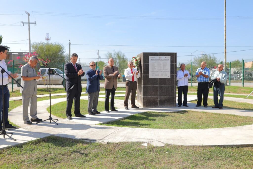 Rinden homenaje a héroes revolucionarios neolaredenses