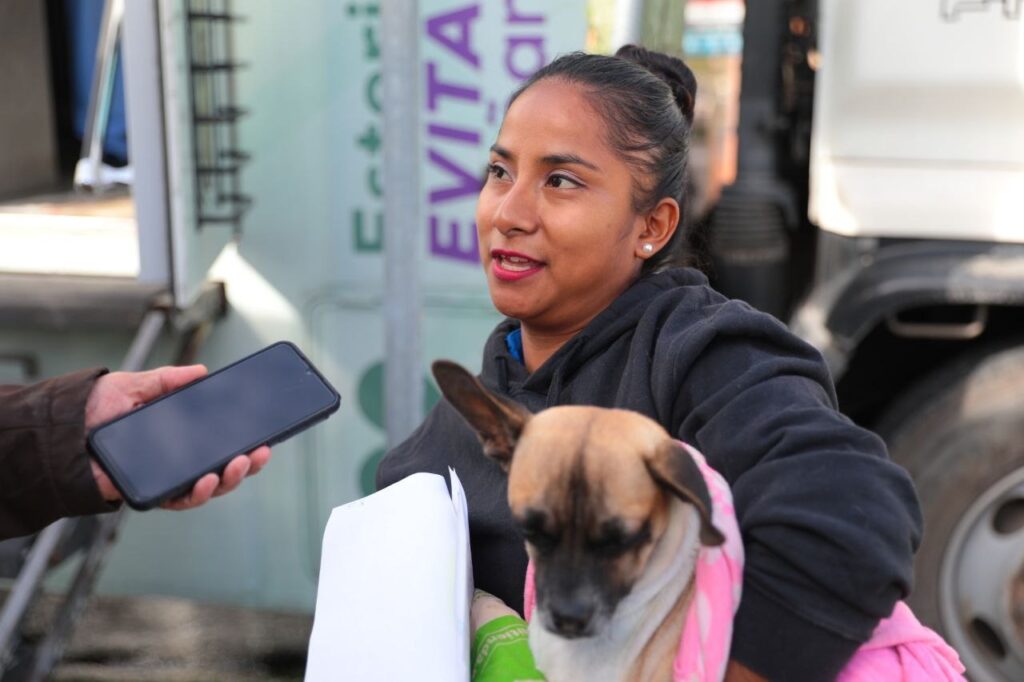 Responden neolaredenses a campaña de esterilización del Gobierno Municipal