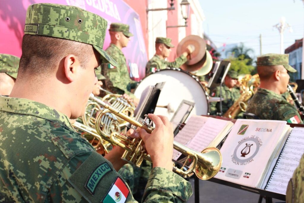 Invita SEDENA a presentación de banda de música