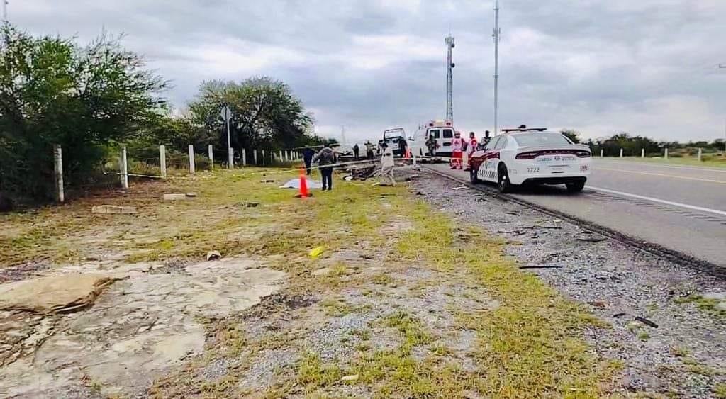 Pareja de motociclistas muere atropellada en la Zaragoza González