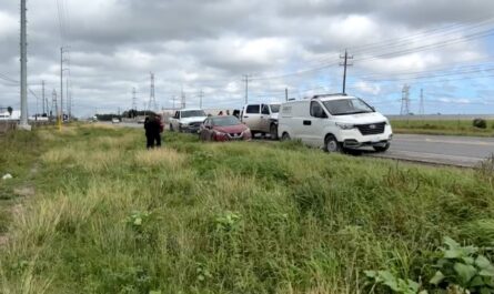 Encuentran cuerpo sin vida en vehículo abandonado en la carretera Reynosa-San Fernando