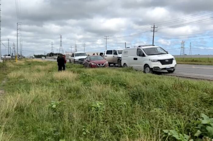 Encuentran cuerpo sin vida en vehículo abandonado en la carretera Reynosa-San Fernando