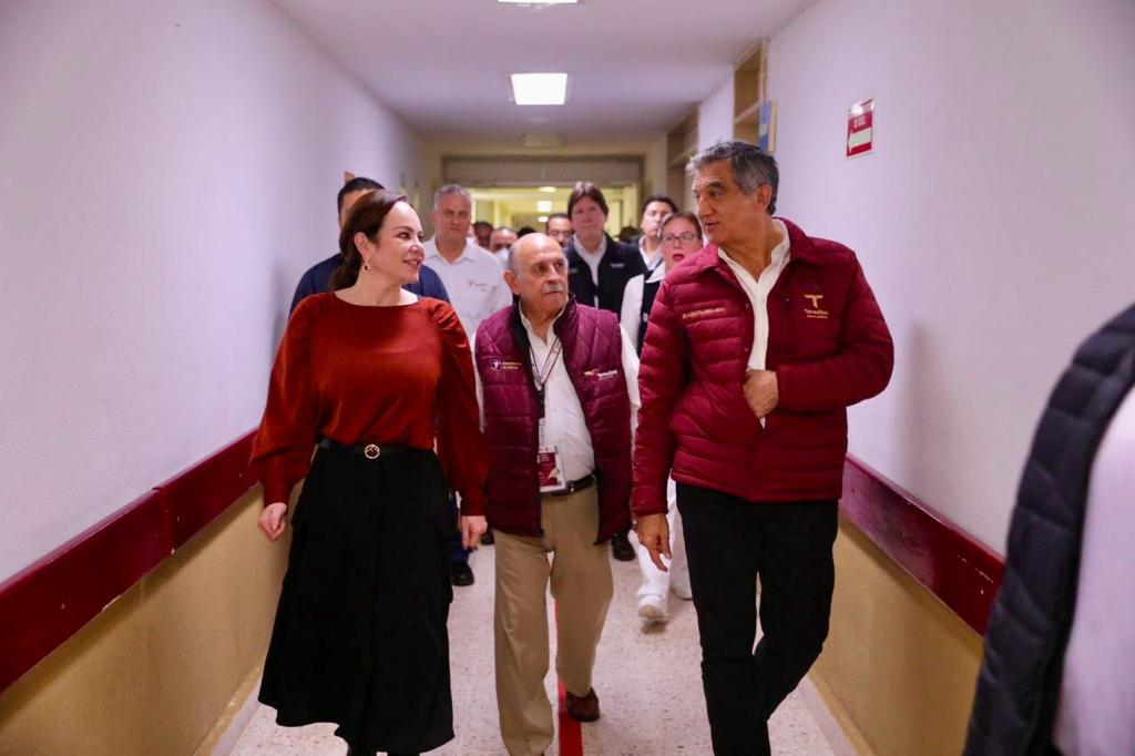 Inaugura Américo Centro de Radiología y supervisa hospitales en Nuevo Laredo