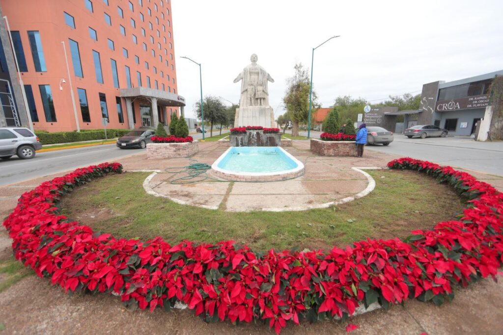 Llega la Navidad a Nuevo Laredo; decora Gobierno Municipal espacios públicos