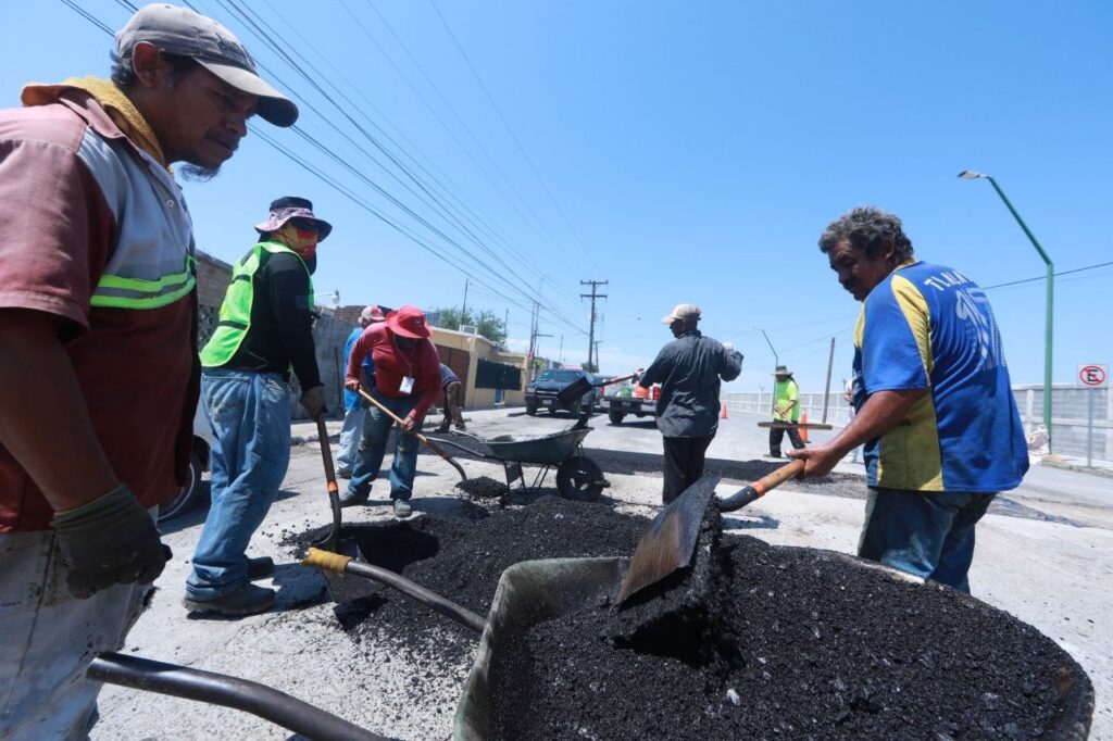 Atiende Servicios Públicos Primarios de Nuevo Laredo reportes de bacheo