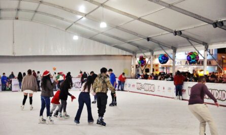 Invita Gobierno de Nuevo Laredo a disfrutar de pista de hielo