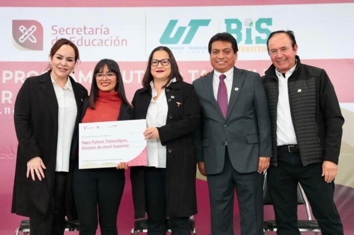 Beca Gobierno del Estado a jóvenes universitarios de Nuevo Laredo