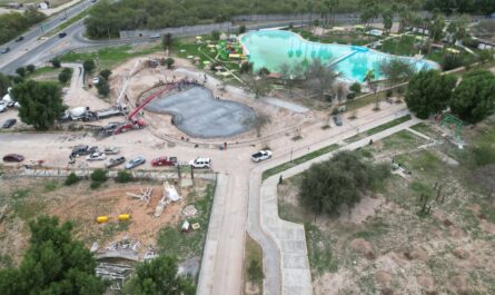 Avanza remodelación del Parque Viveros; inicia instalación de juegos y área acuática