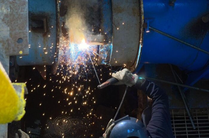 Intensifica COMAPA Nuevo Laredo trabajos de mantenimiento y reparación de tuberías; ofrece servicio de pipa en colonias con baja presión