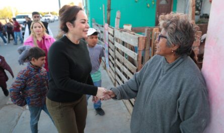 Lleva alcaldesa Carmen Lilia Canturosas abrigo a cientos de familias ante pronóstico de helada