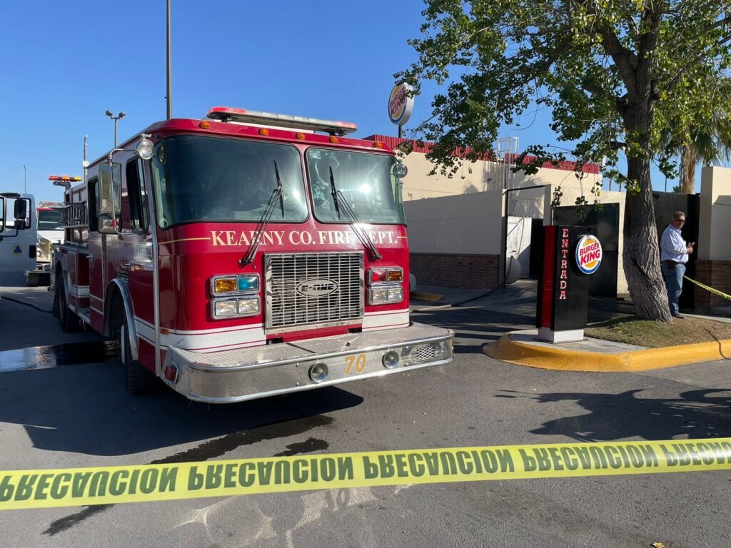 Tras nuevo incendio clausuran el Burger King de Ciudad Victoria