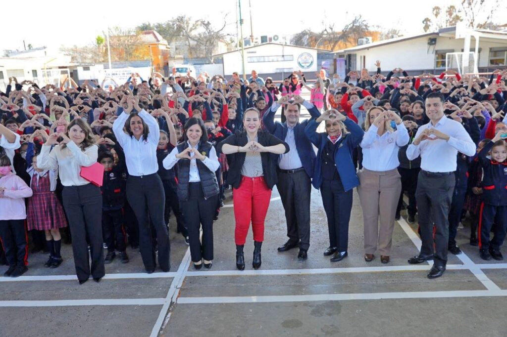 Arranca Carmen Lilia Canturosas campaña de vacunación contra el VPH; Nuevo Laredo único municipio en brindar este beneficio gratuito