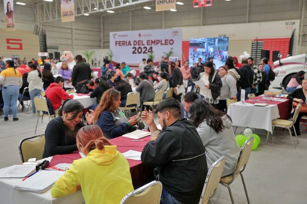 Fortalece Gobierno Municipal desarrollo económico con Feria del Empleo Nuevo Laredo 2024