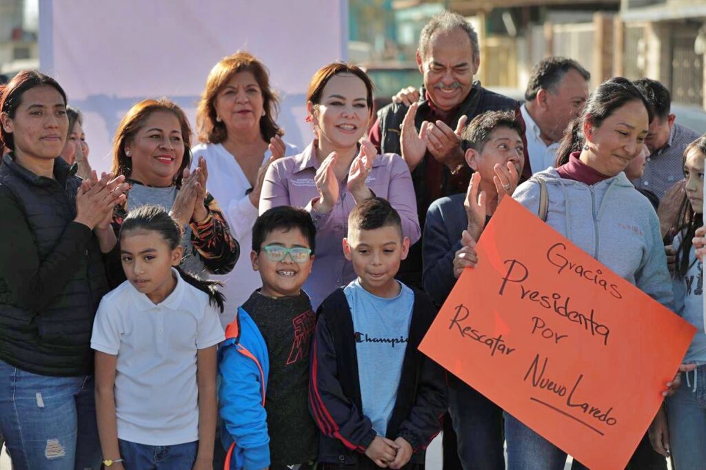 Entrega de obras no se detiene; inaugura Carmen Lilia Canturosas plazas, vialidades y baños de unidad deportiva