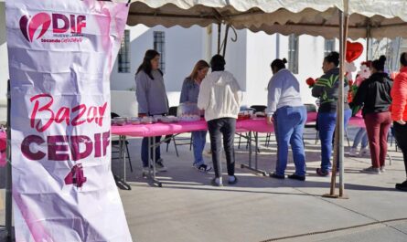 Organiza CEDIF del DIF Nuevo Laredo bazar de San Valentín; invitan a consumir local