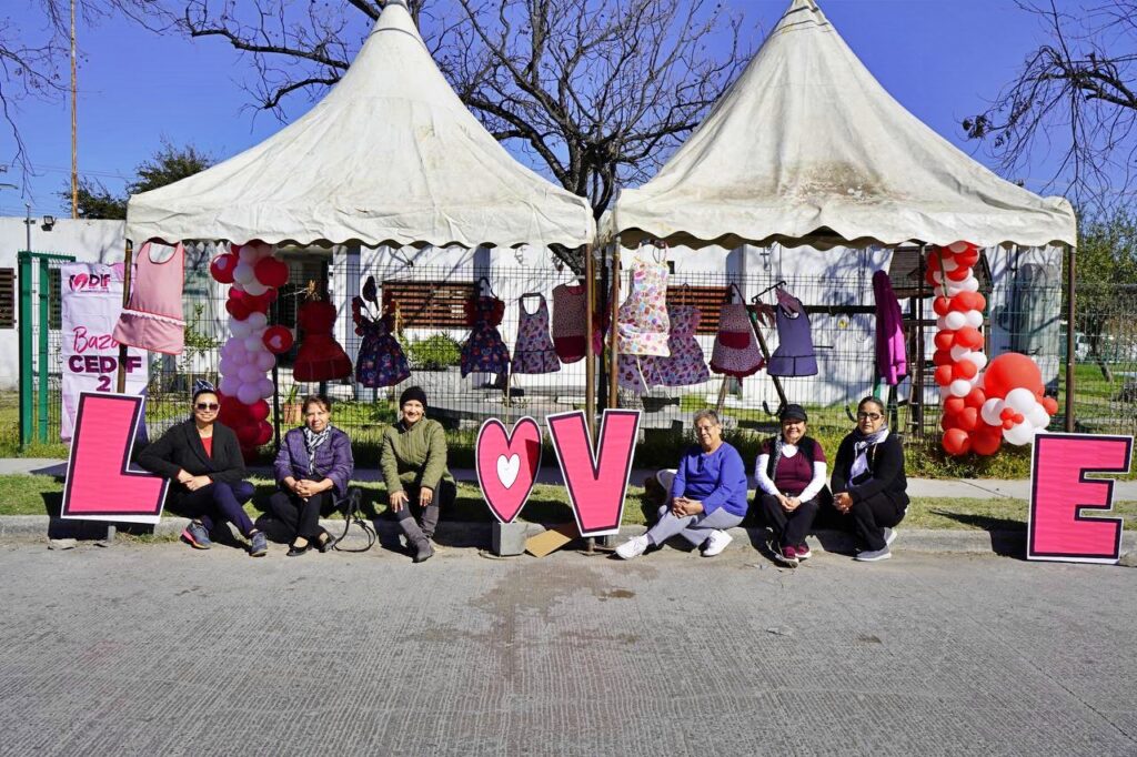 Organiza CEDIF del DIF Nuevo Laredo bazar de San Valentín; invitan a consumir local