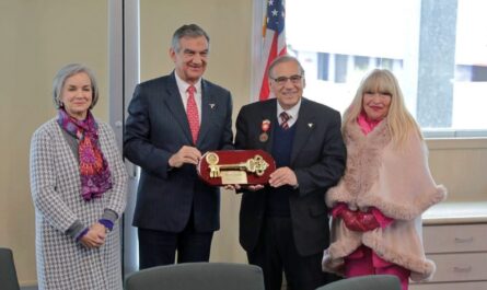 Reconocen liderazgo de gobernador de Tamaulipas en la ciudad de Laredo, Texas