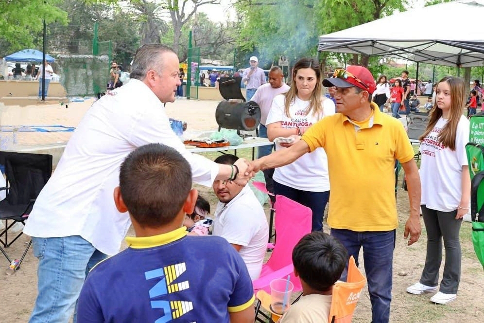 Contundente el apoyo ciudadano para Carlos Canturosas en su primer fin de semana de campaña