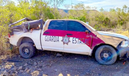 Tres guardias estatales lesionados tras volcadura en la Victoria-Mante