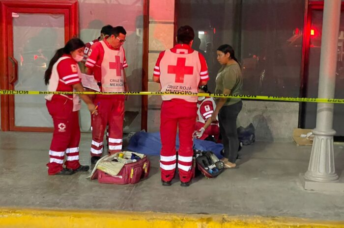 Hombre fallece pese a intentos de reanimación en Soriana Tamatán en Ciudad Victoria