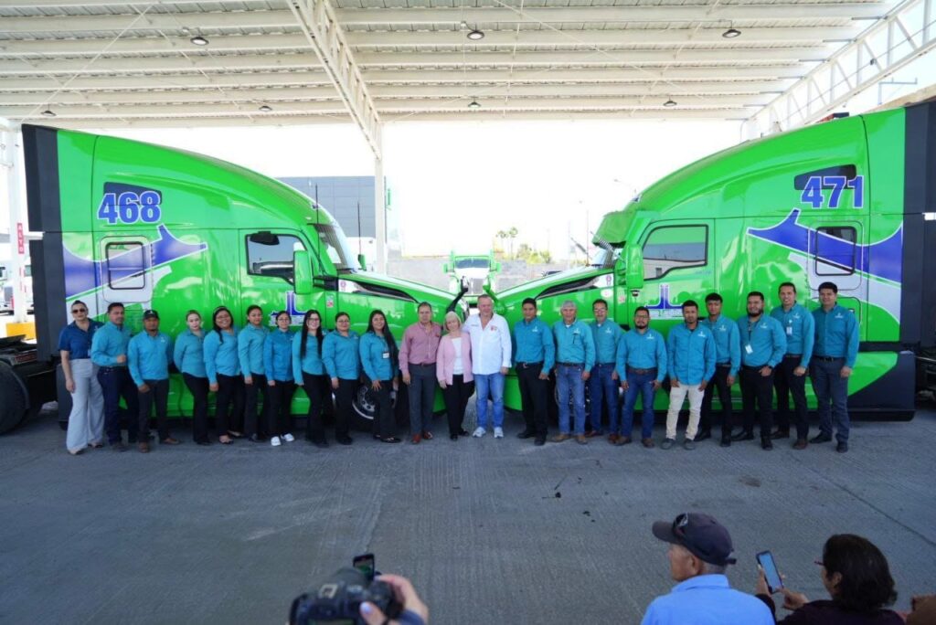 Respaldan transportistas a Carlos Canturosas