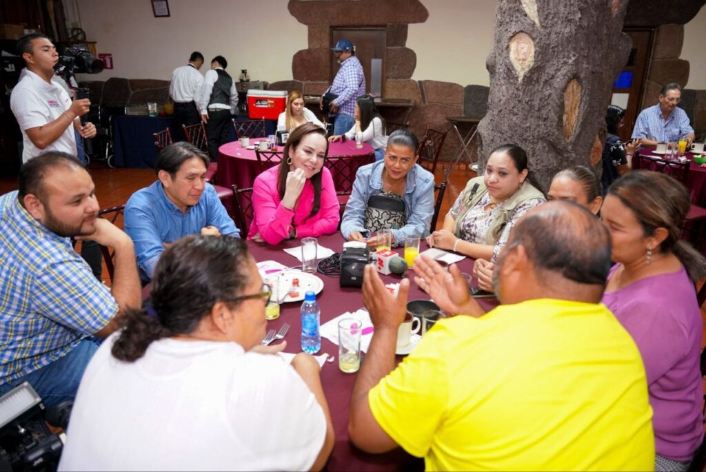 Carmen Lilia Canturosas, comprometida con el bienestar de Nuevo Laredo