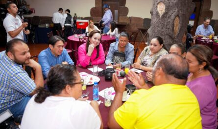 Carmen Lilia Canturosas, comprometida con el bienestar de Nuevo Laredo