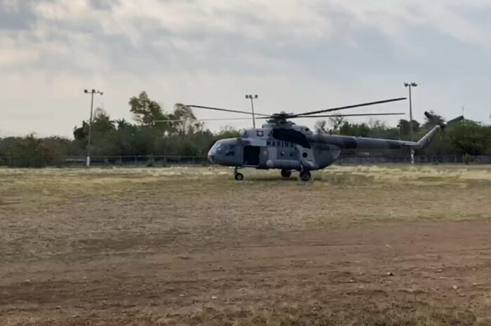 Despliegan helicóptero para combatir incendio en Cañón del Novillo