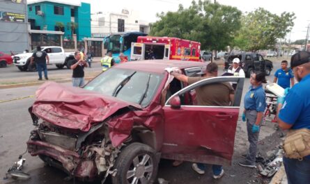 Colisión múltiple deja cinco heridos en Madero