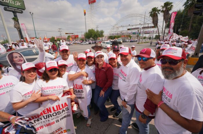 Respaldan más de mil 500 ciudadanos a candidata Carmen Lilia Canturosas en mega pegoteo