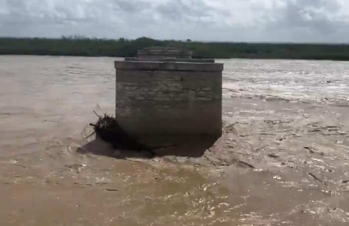 Agua llega a la Presa Vicente Guerrero tras intensa escorrentía